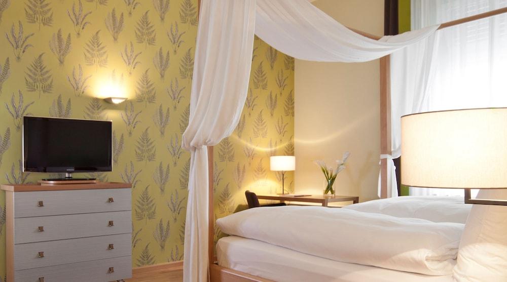 BIO-Hotel Villa Orange Francoforte sul Meno Esterno foto