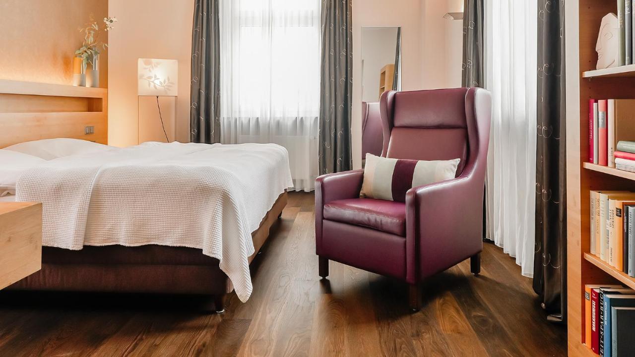 BIO-Hotel Villa Orange Francoforte sul Meno Esterno foto